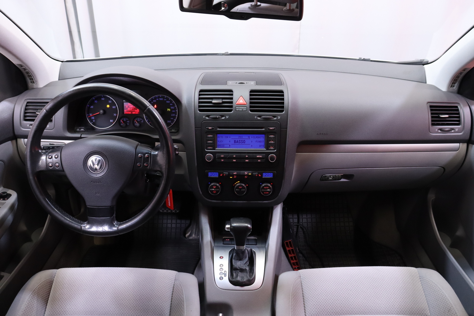 Volkswagen - Golf - 4D GOLF HATCHBACK 1.6FSI ** MYYDÄÄN HUUTOKAUPAT.COM ! ** - Viistoperä