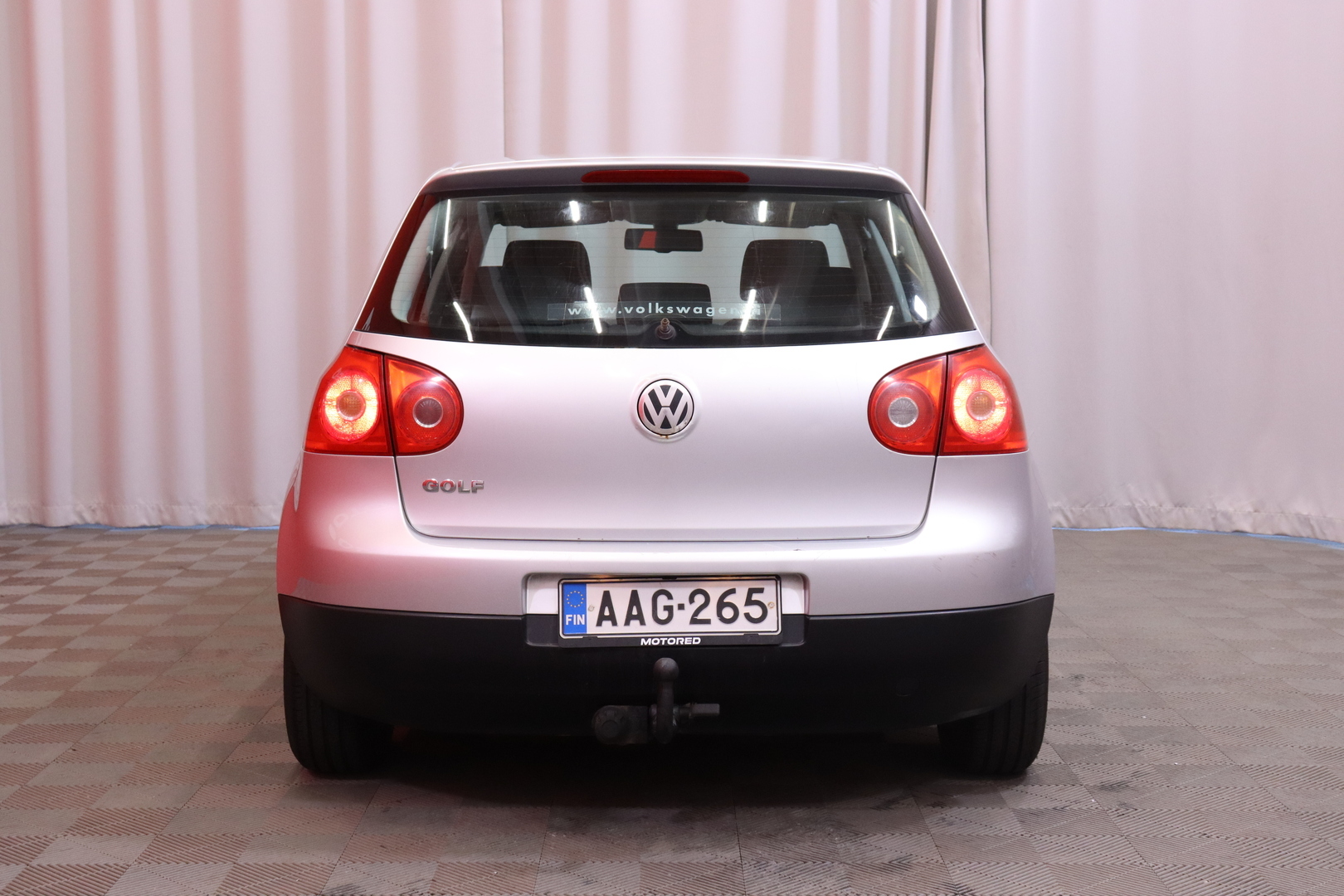 Volkswagen - Golf - 4D GOLF HATCHBACK 1.6FSI ** MYYDÄÄN HUUTOKAUPAT.COM ! ** - Viistoperä