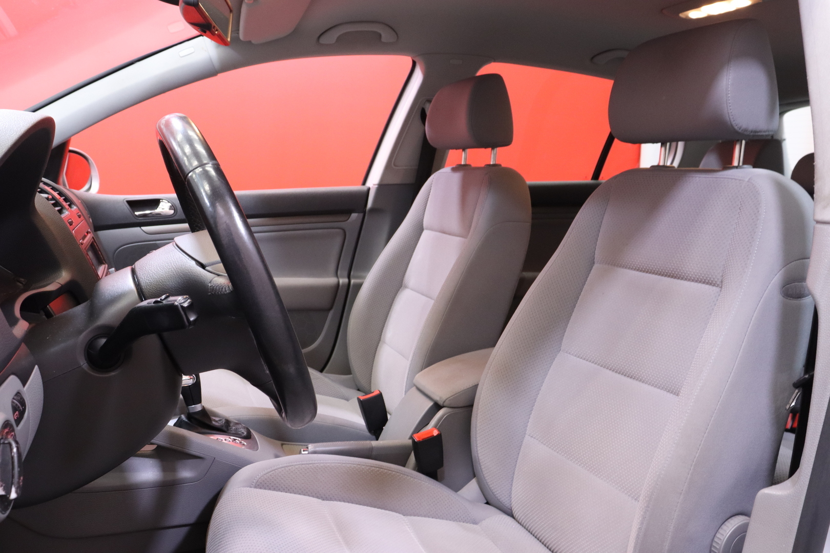 Volkswagen - Golf - 4D GOLF HATCHBACK 1.6FSI ** MYYDÄÄN HUUTOKAUPAT.COM ! ** - Viistoperä
