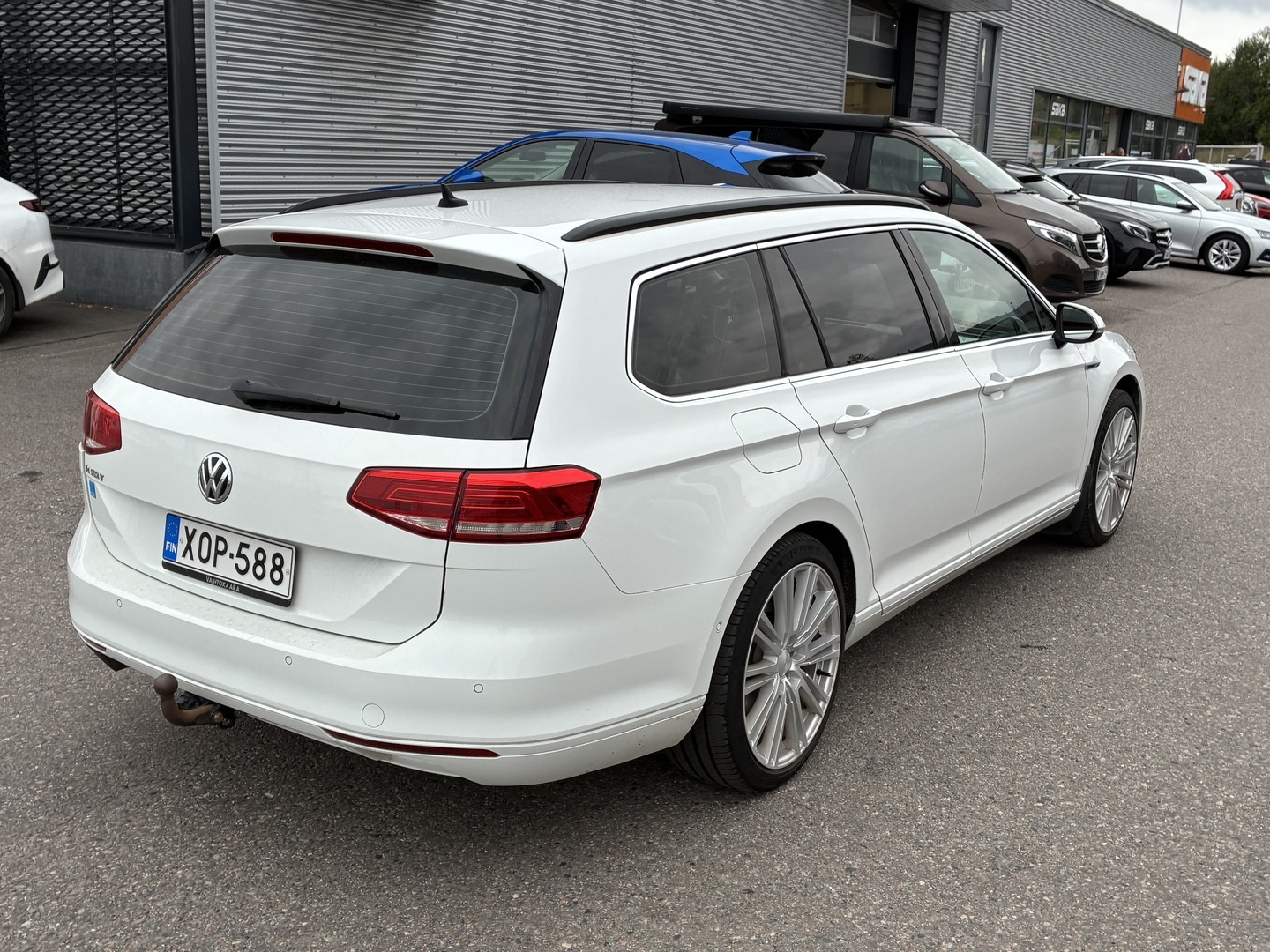 Volkswagen - Passat - Variant Comfortline 2,0 TDI 140 kW (190 hv) 4MOTION DSG-aut. Winter Edition - Farmari