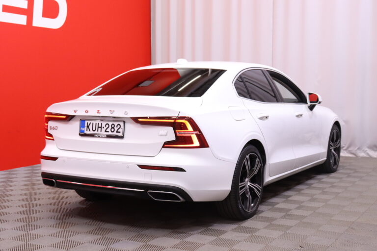 Volvo - S60 - T8 TwE AWD Business Inscription aut - Sedan