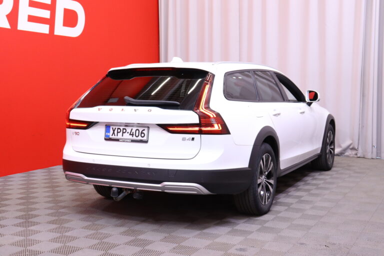 Volvo V90 Cross Country