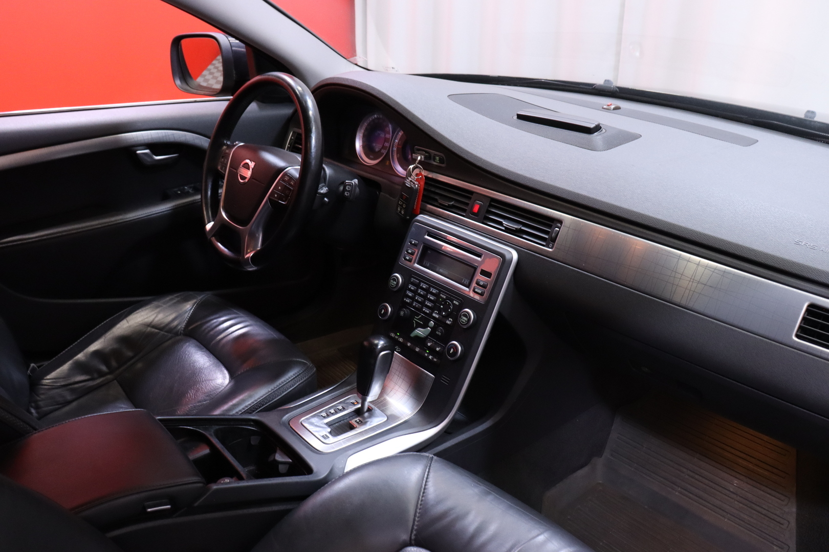 Volvo - XC70 - D3 AWD Summum aut - Farmari