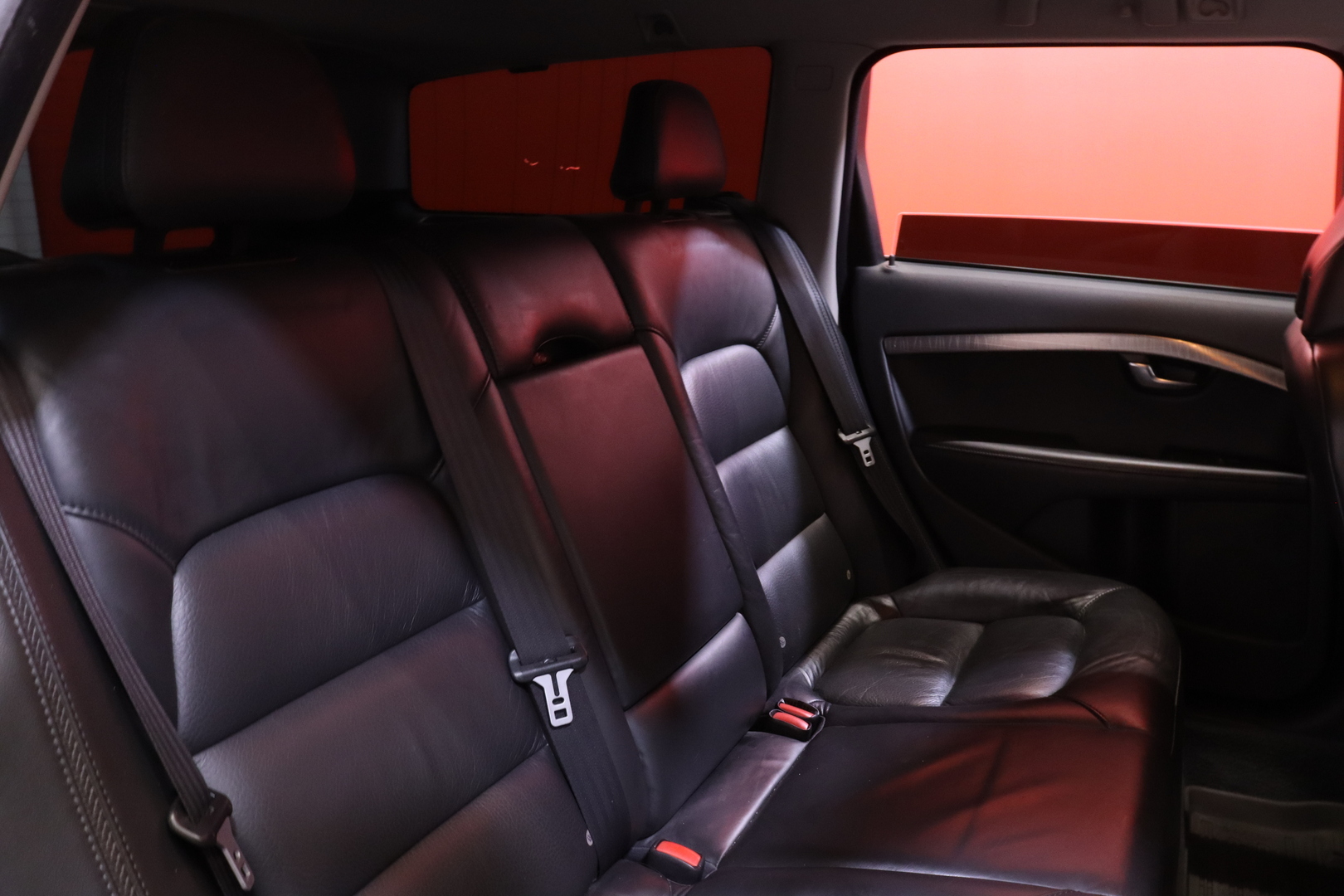 Volvo - XC70 - D3 AWD Summum aut - Farmari