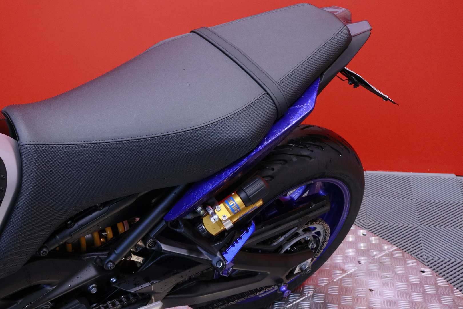 Yamaha - MT-09 - SP // Suomi-pyörä / Akrapovic / Shifter / Ajomodet / TCS // - Moottoripyörä
