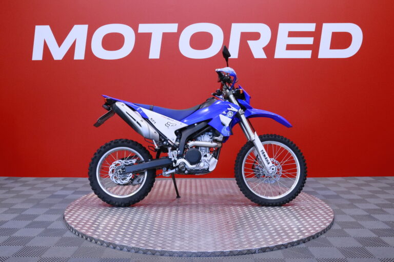 Yamaha - WR - 250 R // Vain 8tkm ajettu / 1-kilp Suomi pyörä // - Moottoripyörä