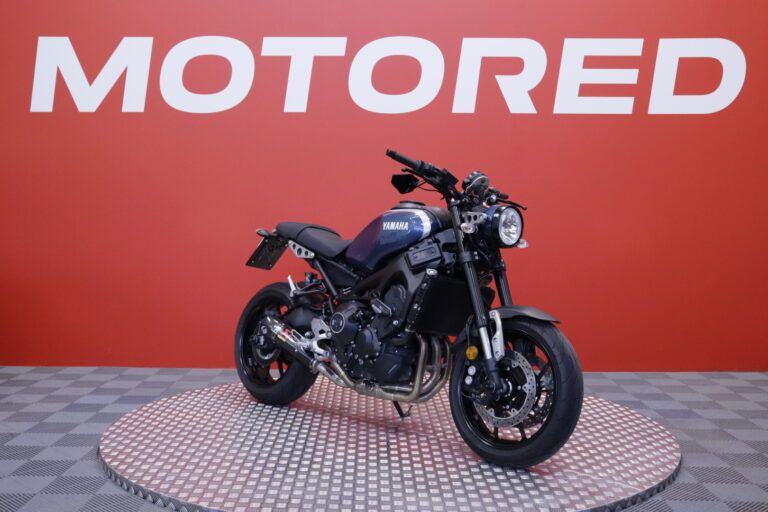 Yamaha - XSR - 900 // Akrapovic // - Moottoripyörä