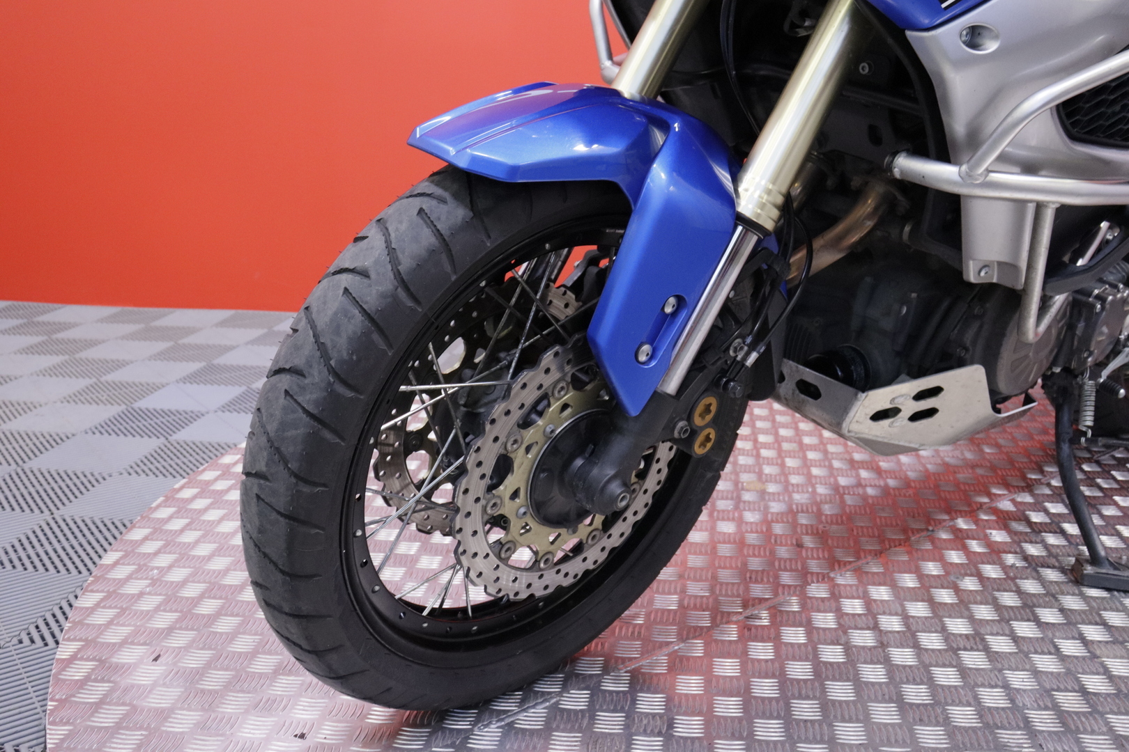 Yamaha - XT - 1200 Super Tenere // Öhlins / 4x laukut / Akrapovic / Huoltokirja // - Moottoripyörä