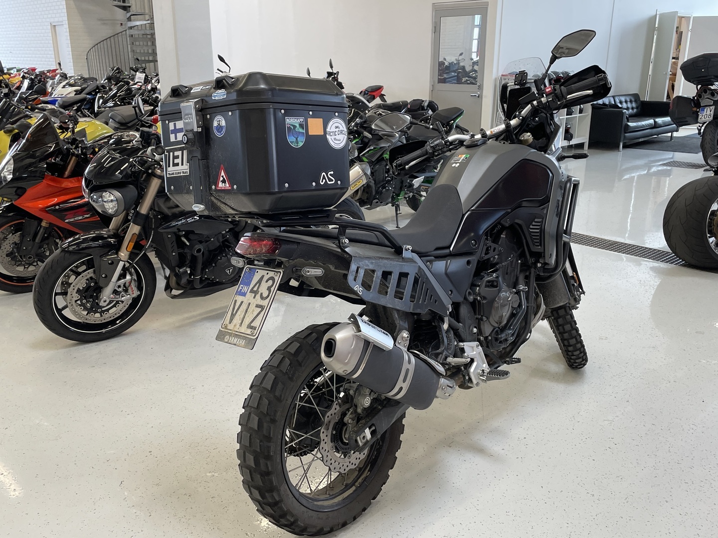 Yamaha - XTZ - 700 Tenere // TFT / Garmin Navi mukaan! / Adventure spek raudat / Suomi-pyörä // - Moottoripyörä