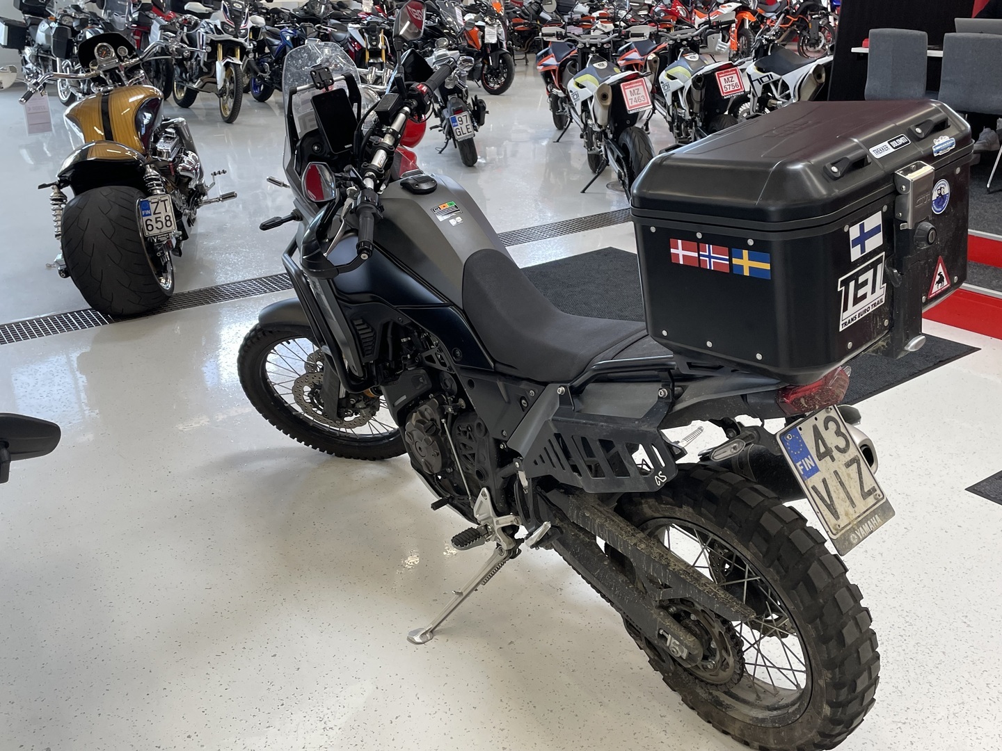 Yamaha - XTZ - 700 Tenere // TFT / Garmin Navi mukaan! / Adventure spek raudat / Suomi-pyörä // - Moottoripyörä