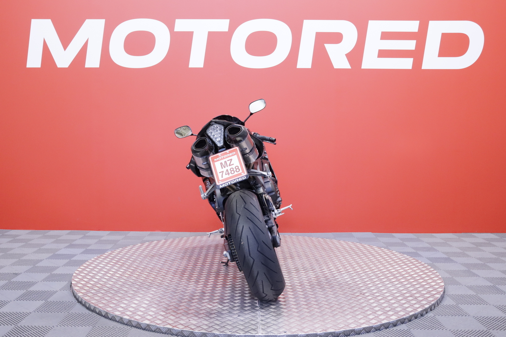 Yamaha - YZF-R1 - // Huoltokirja / Hieno koko musta! // - Moottoripyörä
