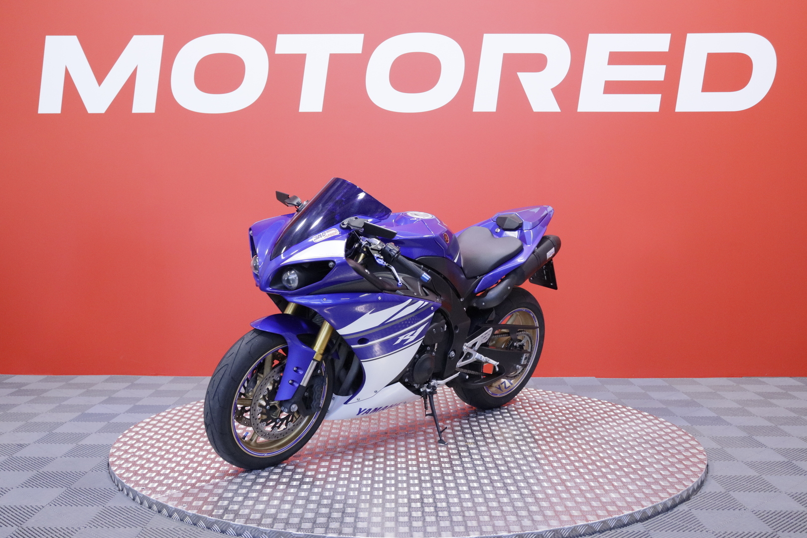 Yamaha - YZF-R1 - // LeoVince putkisto! / Shifter / Huoltokirja // - Moottoripyörä