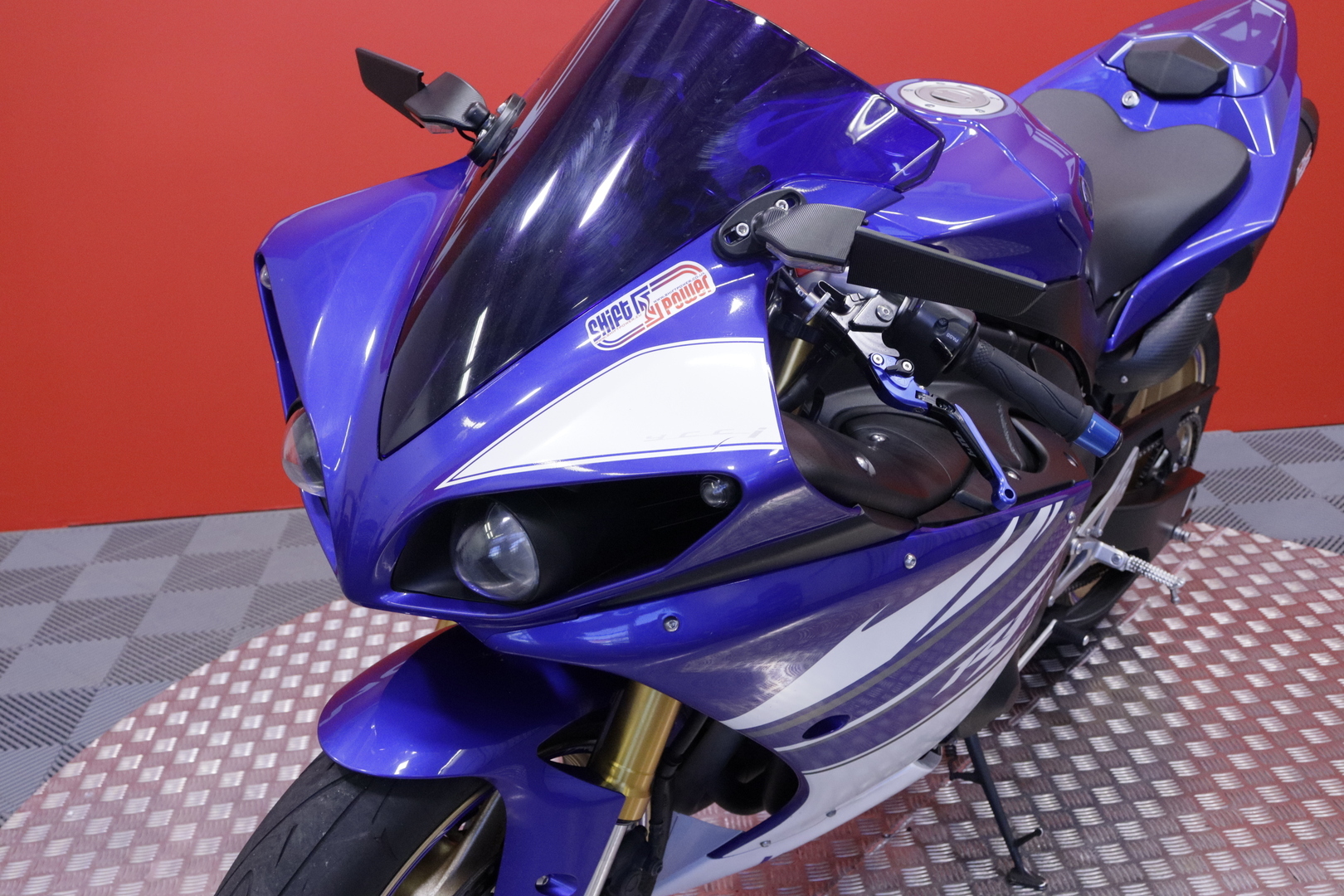 Yamaha - YZF-R1 - // LeoVince putkisto! / Shifter / Huoltokirja // - Moottoripyörä