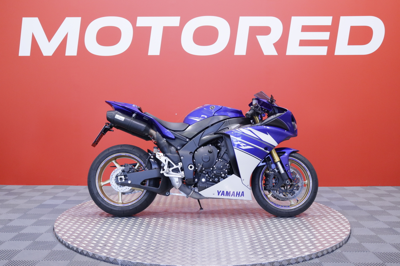 Yamaha - YZF-R1 - // LeoVince putkisto! / Shifter / Huoltokirja // - Moottoripyörä