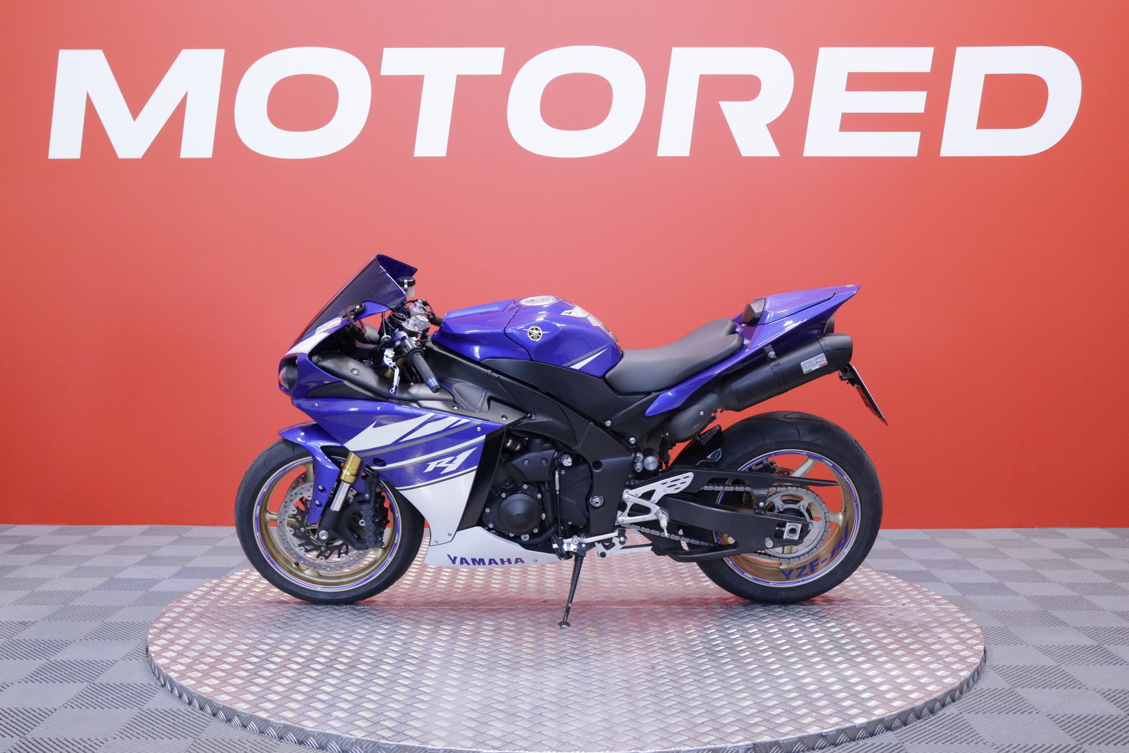 Yamaha - YZF-R1 - // LeoVince putkisto! / Shifter / Huoltokirja // - Moottoripyörä