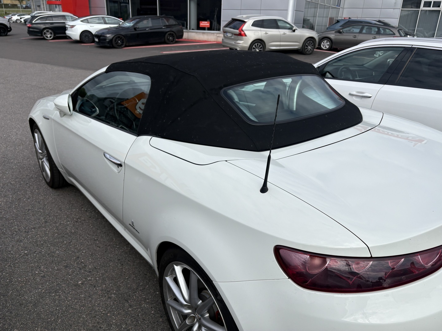 Alfa Romeo - Spider - 1750 TBi 200hv Bensiini // Suomi-auto / Tutkat / Huoltokirja / Juuri saapunut ! // - Avoauto