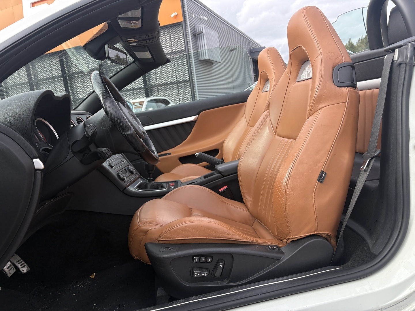 Alfa Romeo - Spider - 1750 TBi 200hv Bensiini // Suomi-auto / Tutkat / Huoltokirja / Juuri saapunut ! // - Avoauto