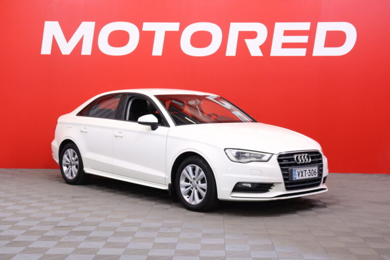Audi - A3 - Sedan Land of quattro Edition 1,8 TFSI 132 kW quattro S tronic - Sedan