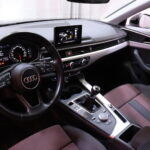 Audi - A4 - Sedan Business Sport 2,0 TFSI 140 kW - Sedan