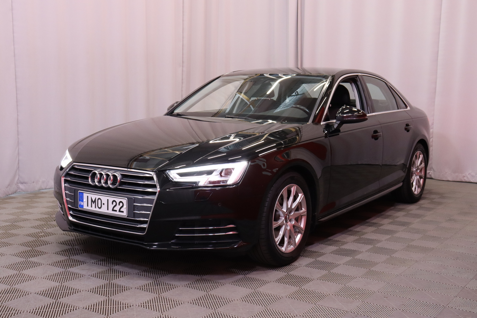 Audi A4 2016, kuva 6/33