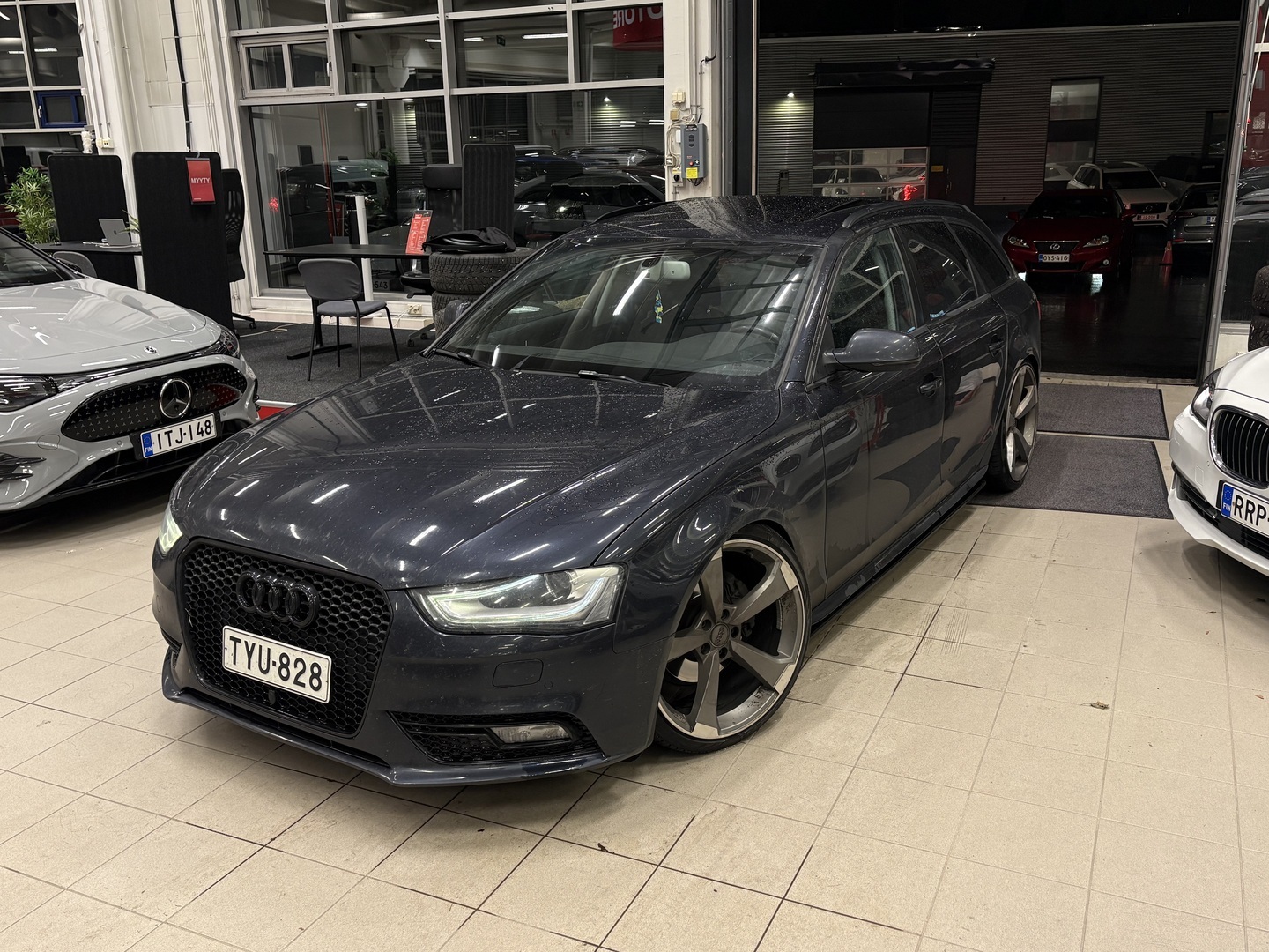 Audi - A4 - Avant Business 1,8 TFSI 125 kW multitronic - Farmari