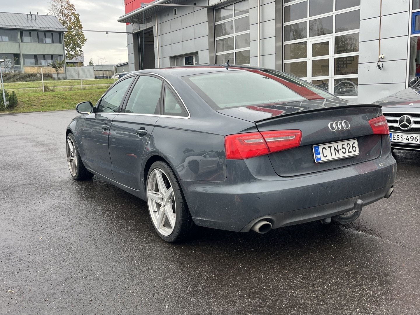 Audi - A6 - Sedan Business 3,0 V6 TFSI 220 kW quattro S tronic Start-Stop - Sedan