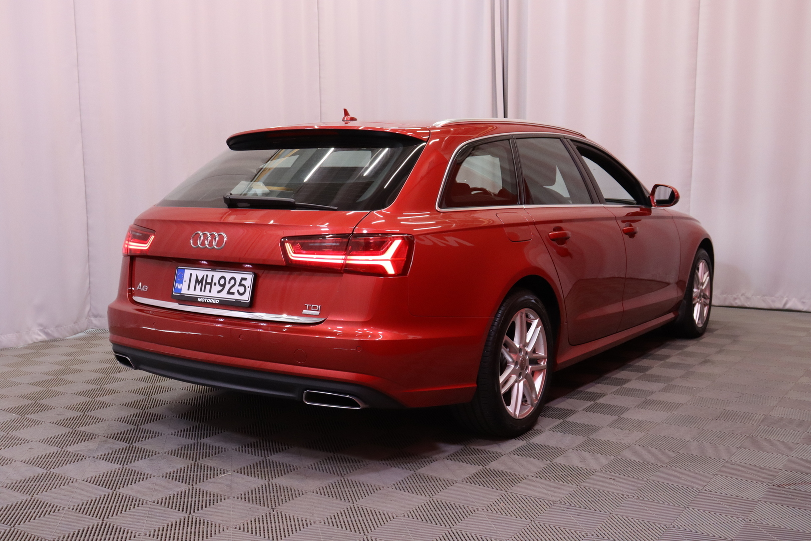 Audi - A6 - Avant Business Sport 2,0 TDI 140 kW ultra S tronic - Farmari