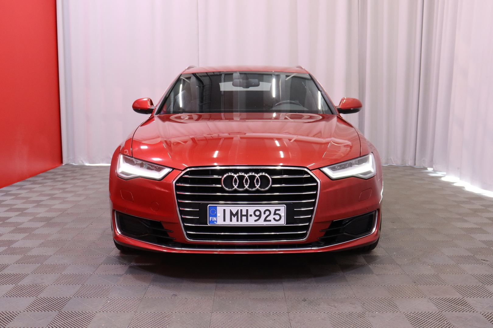 Audi - A6 - Avant Business Sport 2,0 TDI 140 kW ultra S tronic - Farmari