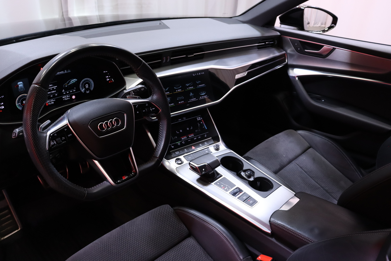 Audi - A6 - Avant Business Sport 55 TFSI e quattro S tronic S-Line - Farmari