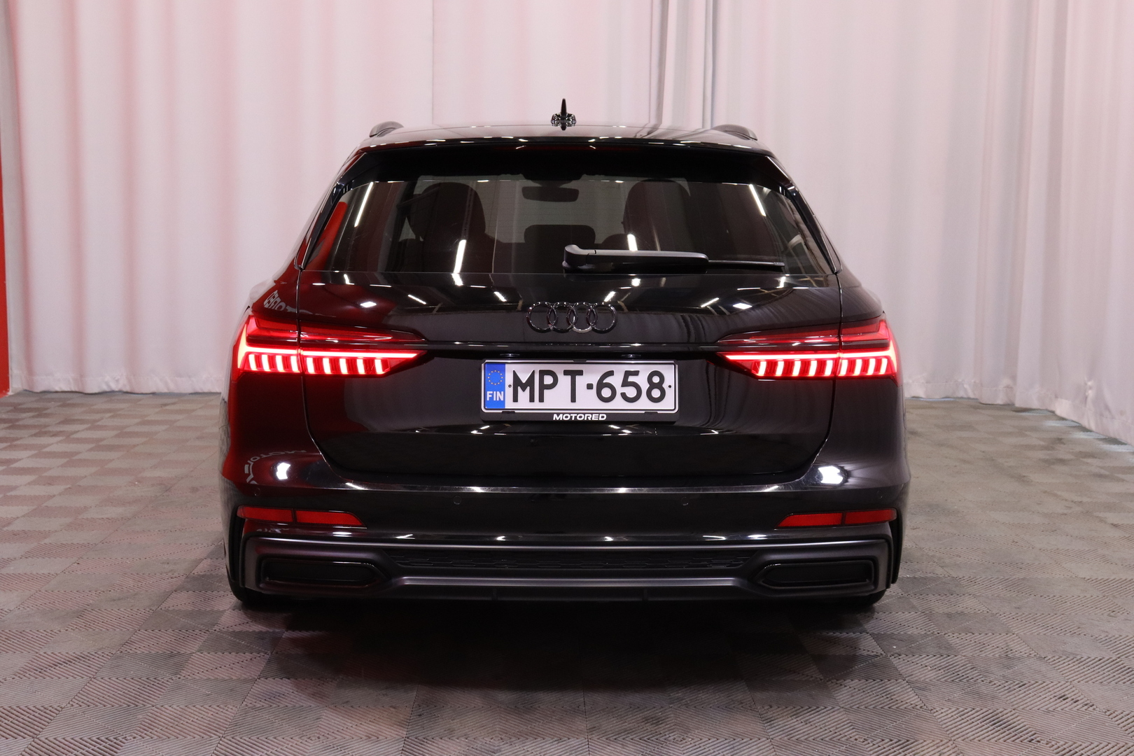 Audi A6 2020, photo 4/39