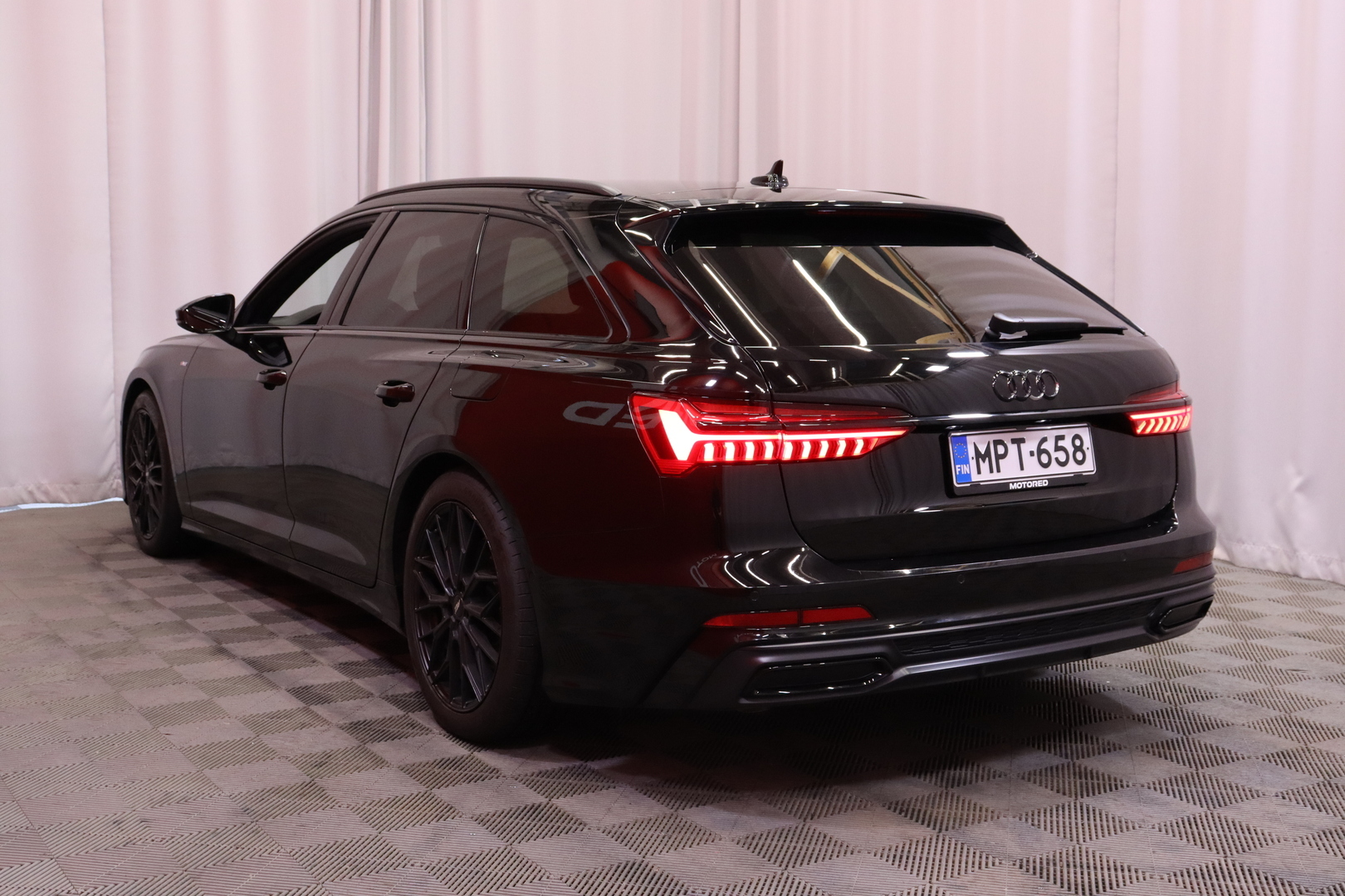 Audi A6 2020, photo 5/39