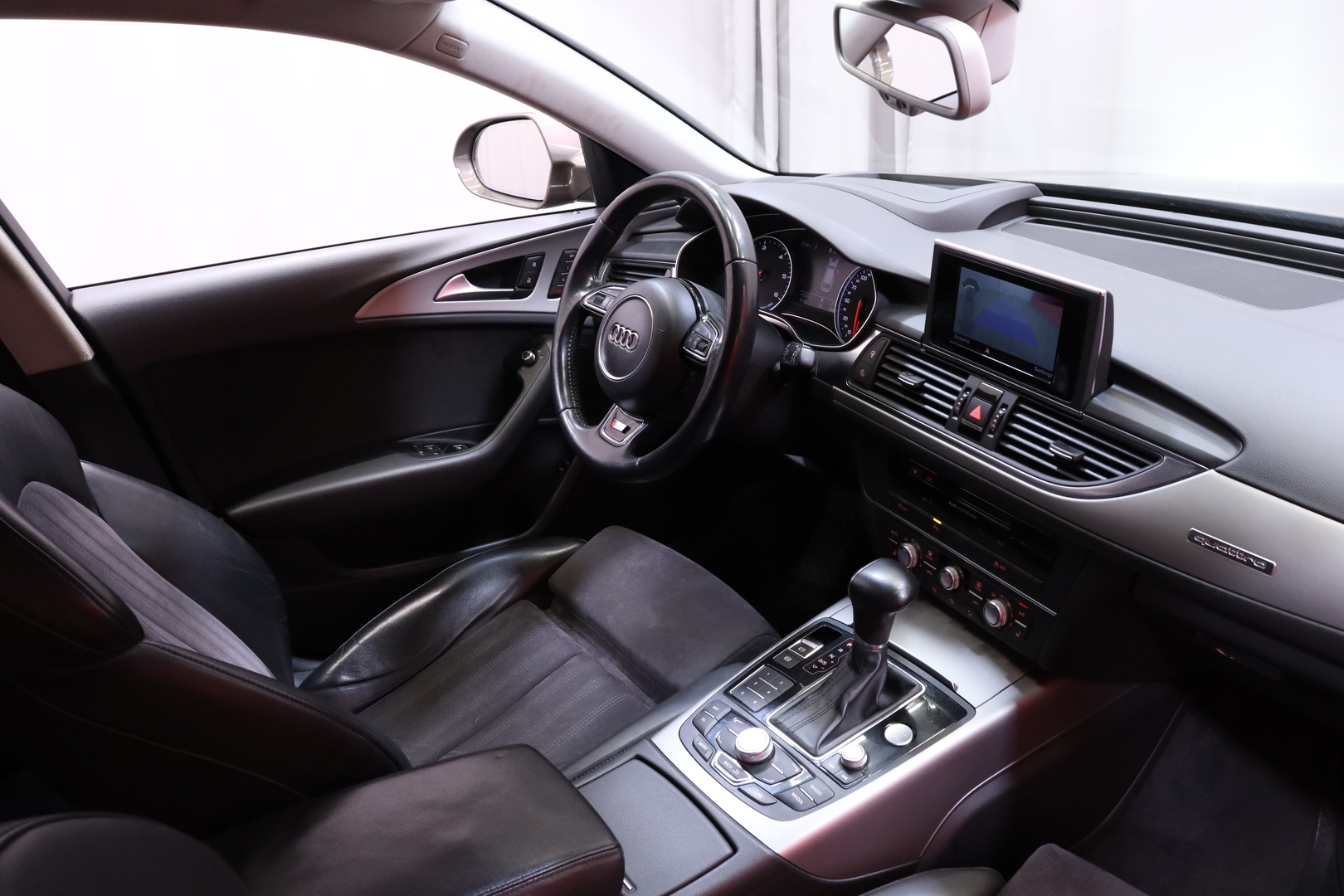 Audi - A6 - Avant Business 3,0 V6 TDI 150 kW quattro S tronic Start-Stop - Farmari