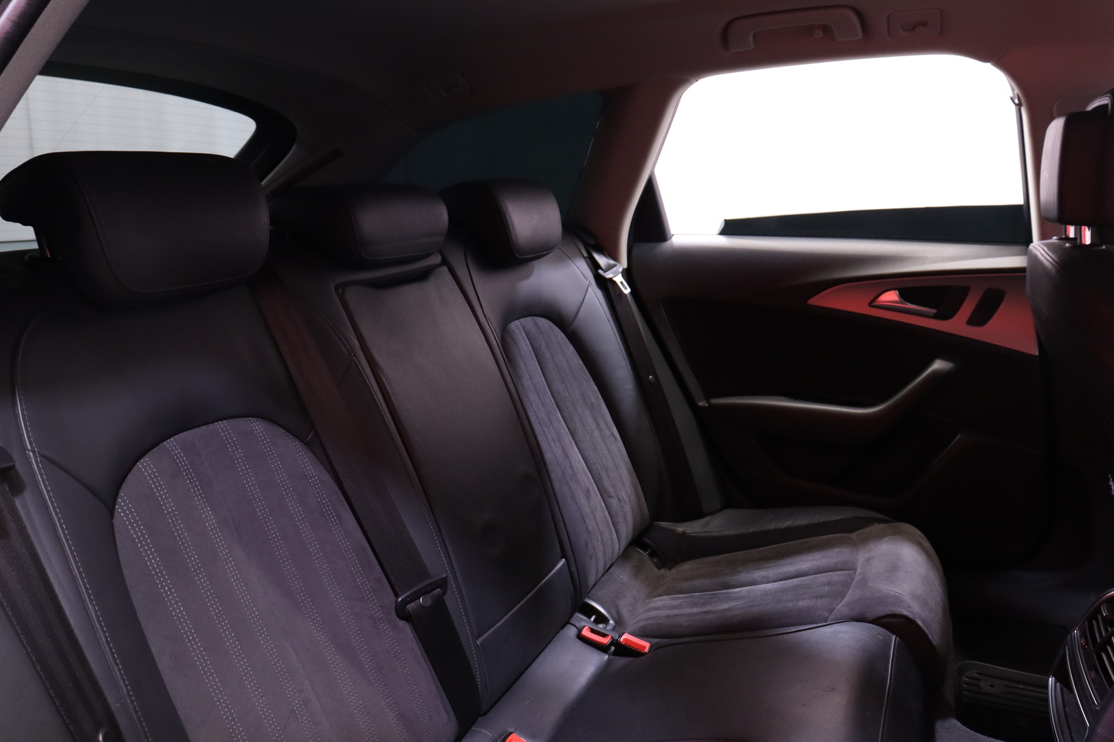 Audi - A6 - Avant Business 3,0 V6 TDI 150 kW quattro S tronic Start-Stop - Farmari