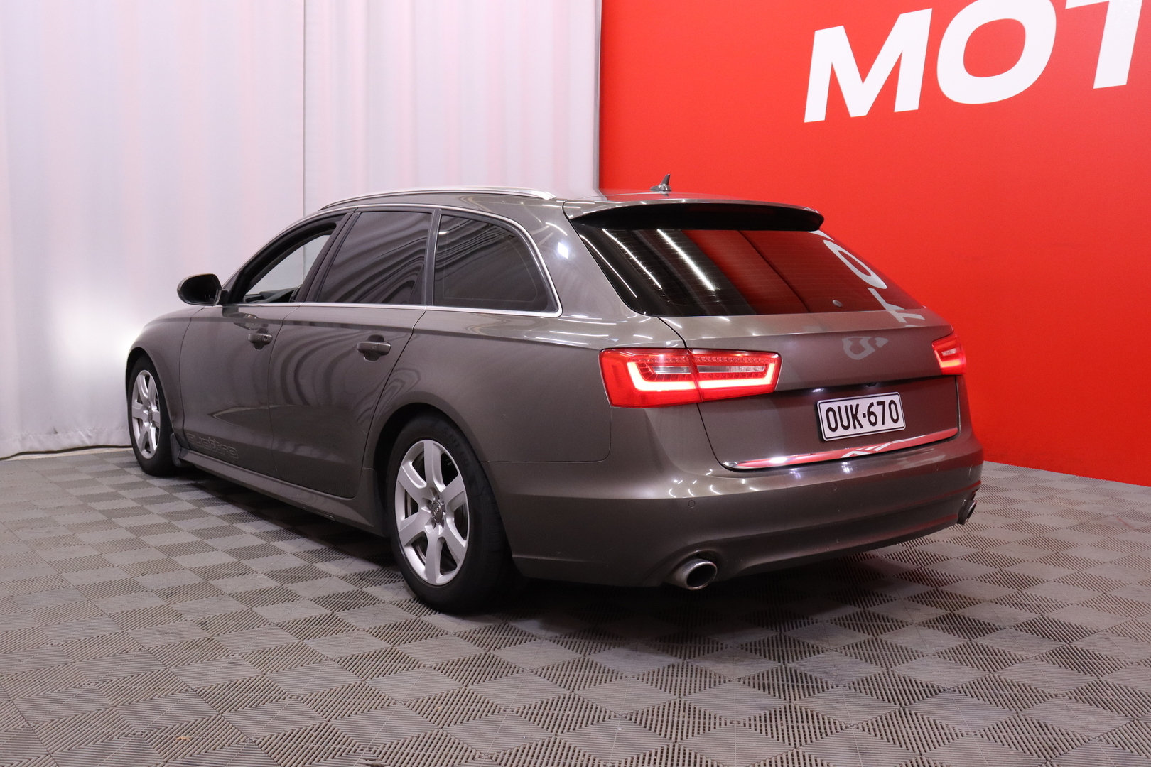 Audi - A6 - Avant Business 3,0 V6 TDI 150 kW quattro S tronic Start-Stop - Farmari