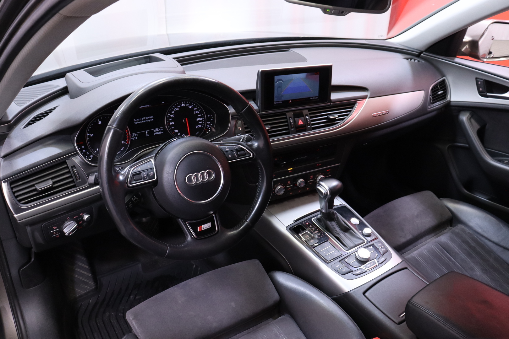 Audi - A6 - Avant Business 3,0 V6 TDI 150 kW quattro S tronic Start-Stop - Farmari