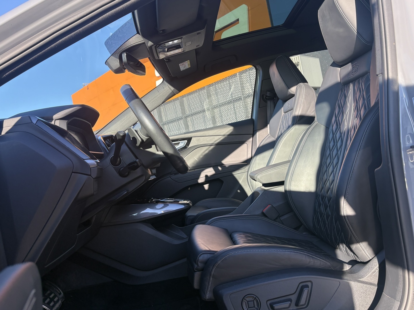 Audi - Q4 e-tron - 50 e-tron quattro - Maastoauto