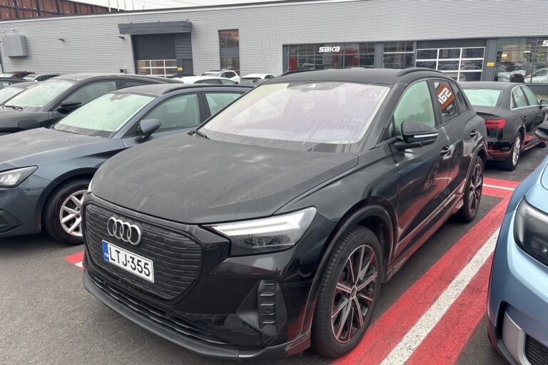 Audi - Q4 e-tron - 55 e-tron quattro Plus - Maastoauto