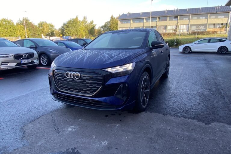 Audi - Q4 e-tron - Progress S line 50 e-tron quattro Sportback - Maastoauto