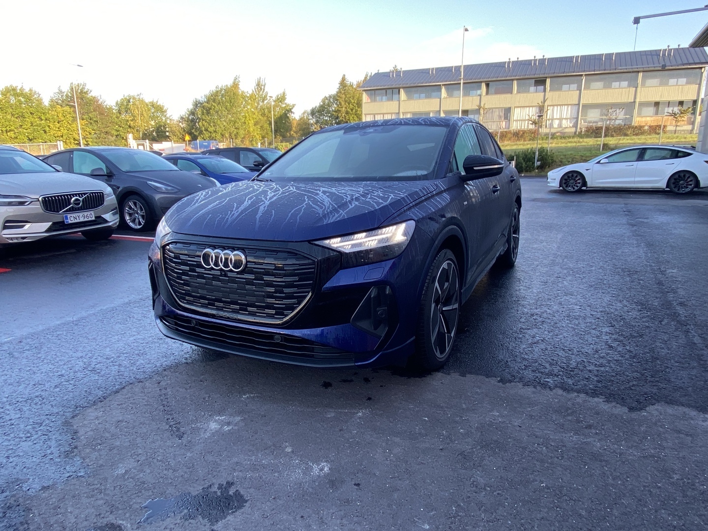 Audi - Q4 e-tron - Progress S line 50 e-tron quattro Sportback - Maastoauto