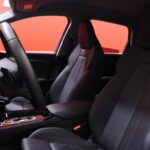 Audi - Q6 e-tron - quattro / Etumatkustajan näyttö / Bang & Olufsen / Vetokoukku / - Maastoauto
