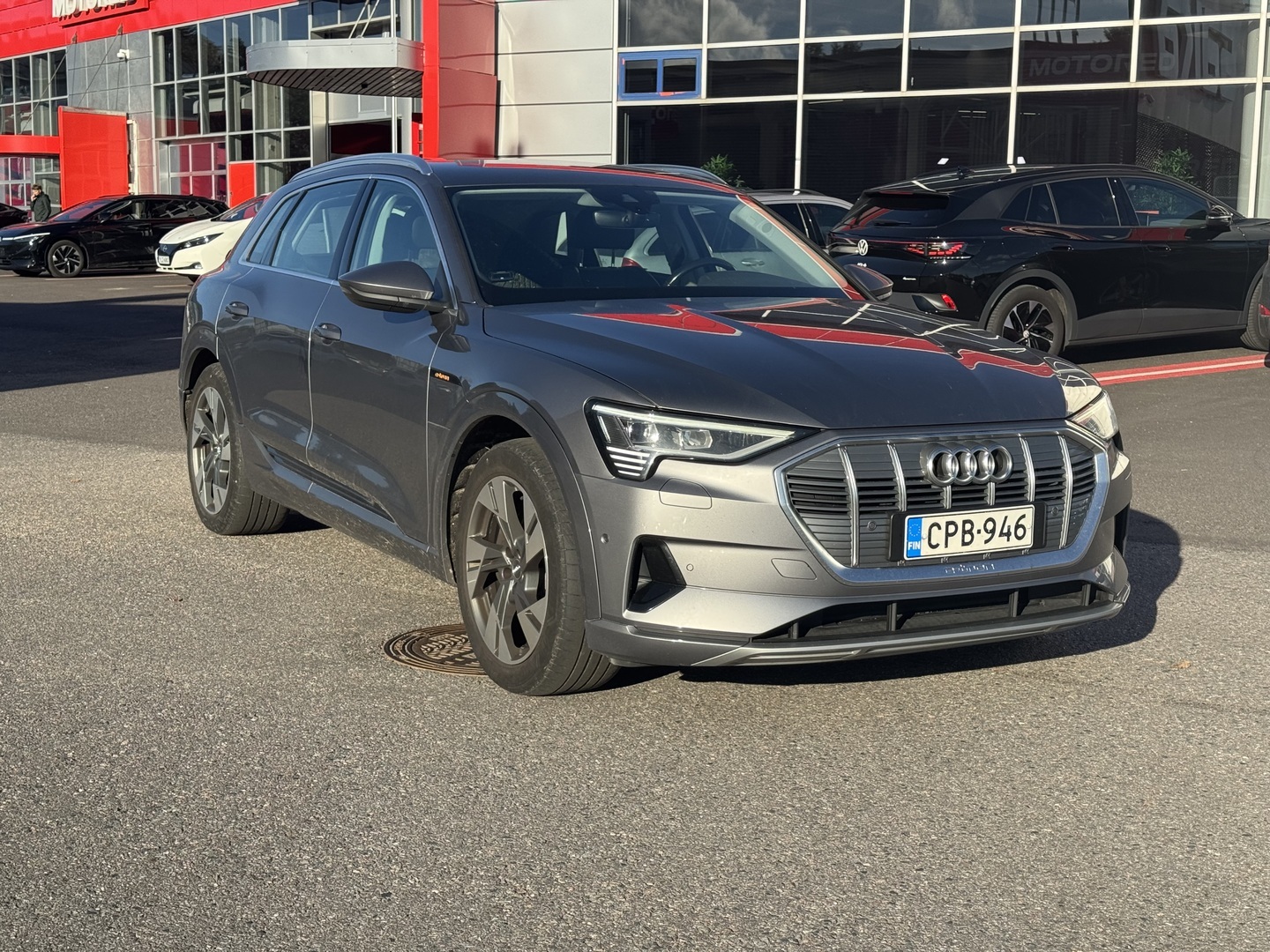 Audi - e-tron - Edition Advanced 50 quattro - Maastoauto