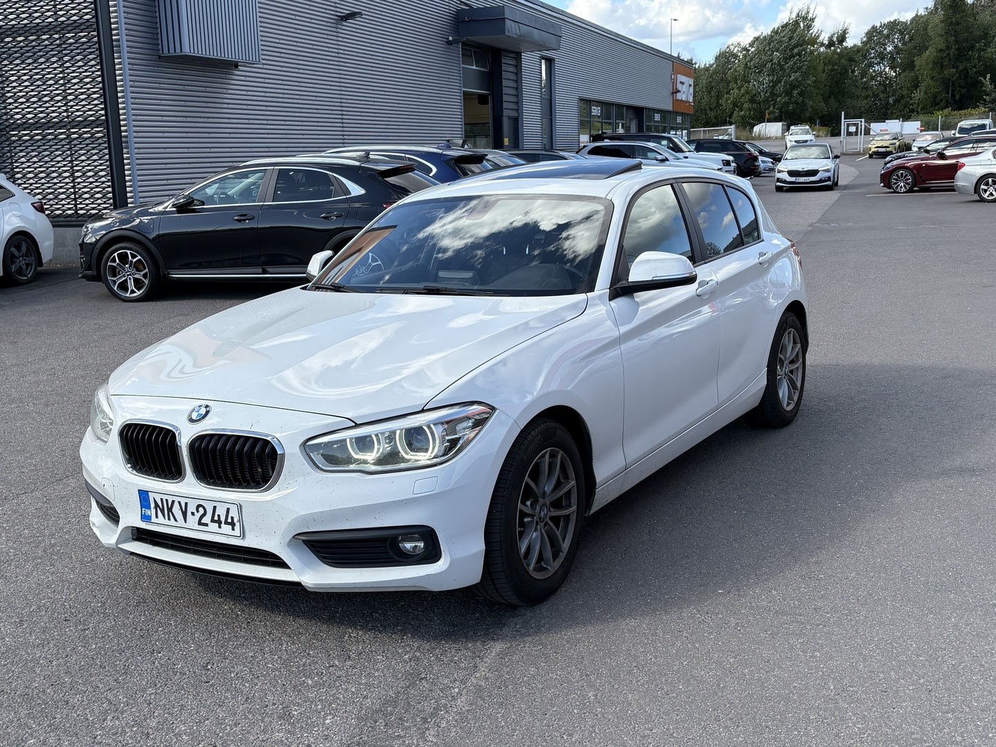 BMW - 116 - F20 Hatchback d A Business Automatic Edition - Viistoperä