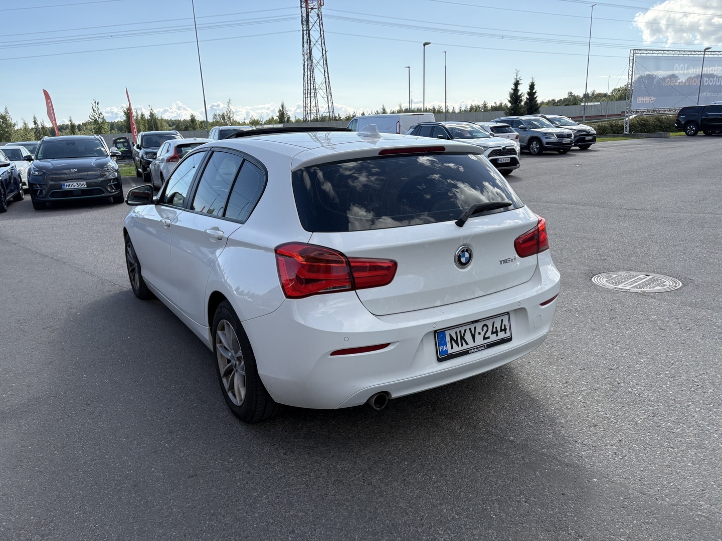 BMW - 116 - F20 Hatchback d A Business Automatic Edition - Viistoperä