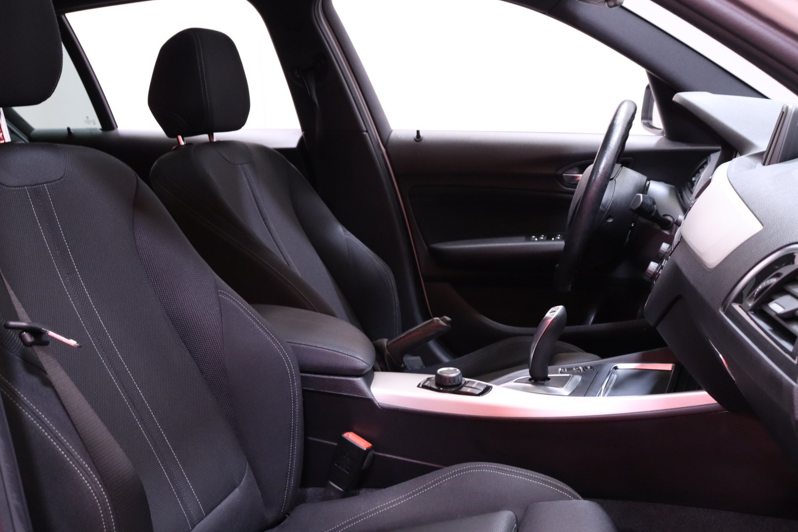 BMW - 116 - F20 Hatchback d A Business Automatic Edition - Viistoperä