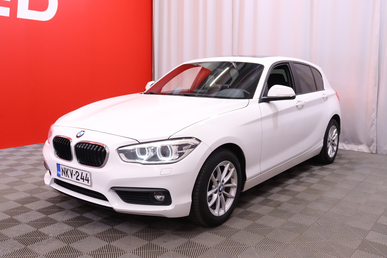 BMW - 116 - F20 Hatchback d A Business Automatic Edition - Viistoperä
