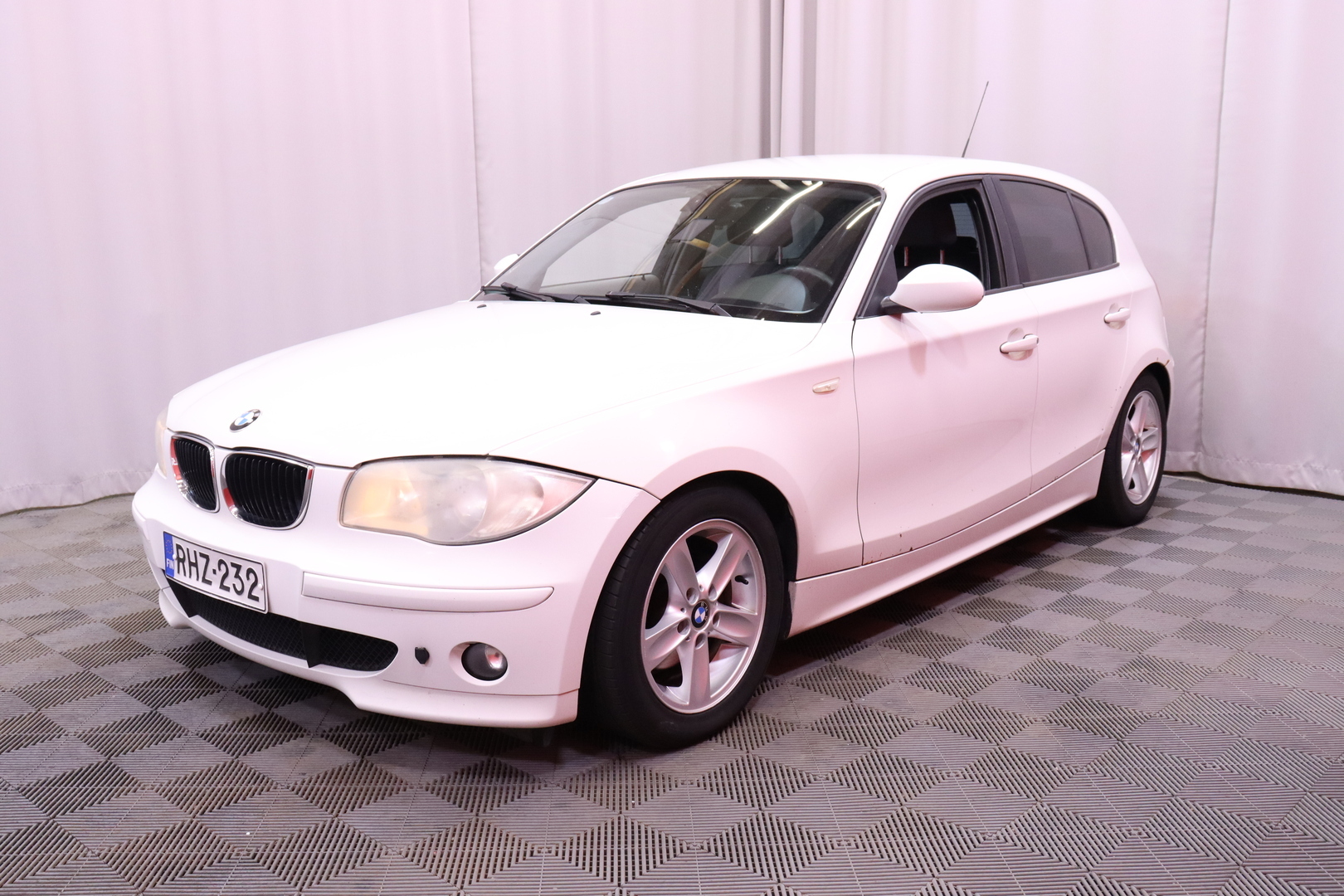 BMW - 120 - 4D 120D HATCHBACK-UG51/267 - Viistoperä