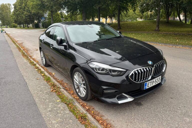 BMW - 218 - F44 Gran Coupé 218i A The 2 Edition Luxury - Sedan