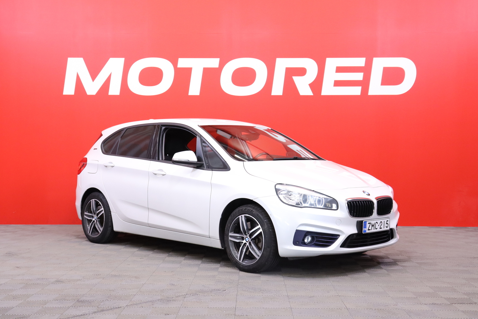 BMW - 225 - F45 Active Tourer 225xe A Business - Tila-auto