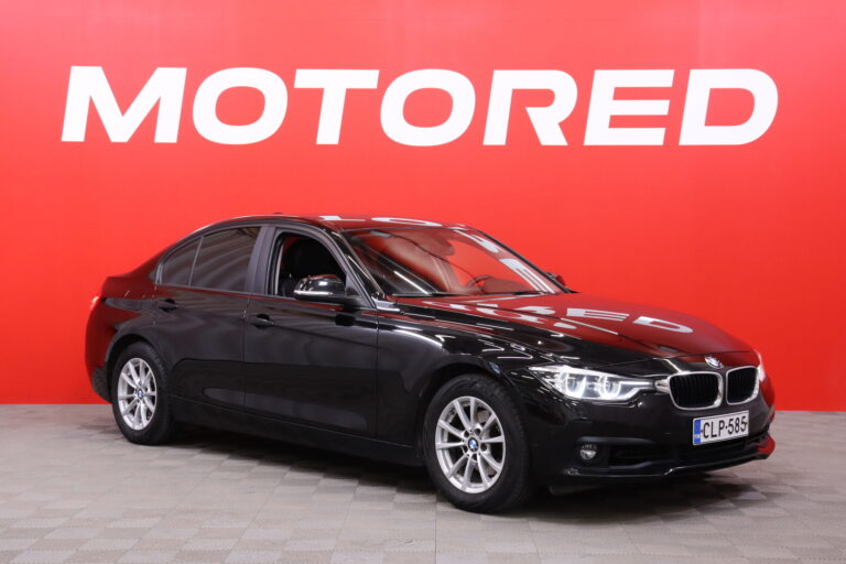 BMW - 318 - F30 Sedan 318i A Business Exclusive - Sedan