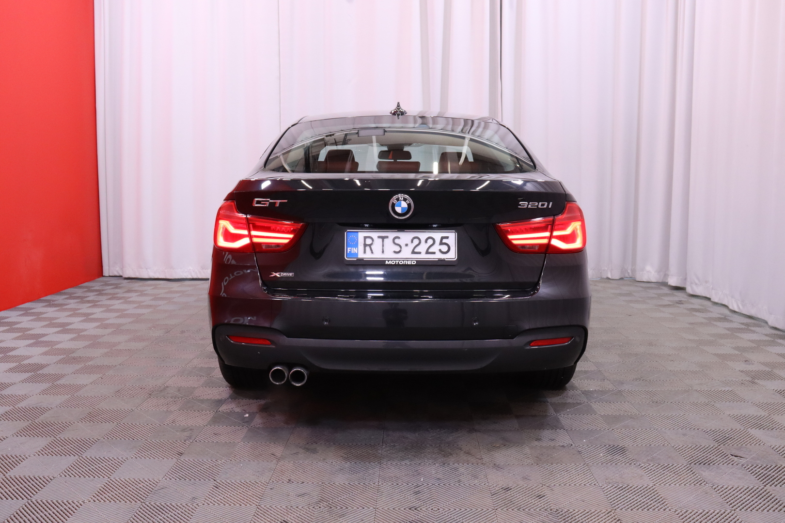 BMW 320 Gran Turismo 2018, photo 4/31